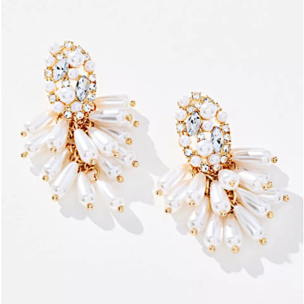 NEW~ Anthropologie Pearl Cluster Drop Earrings